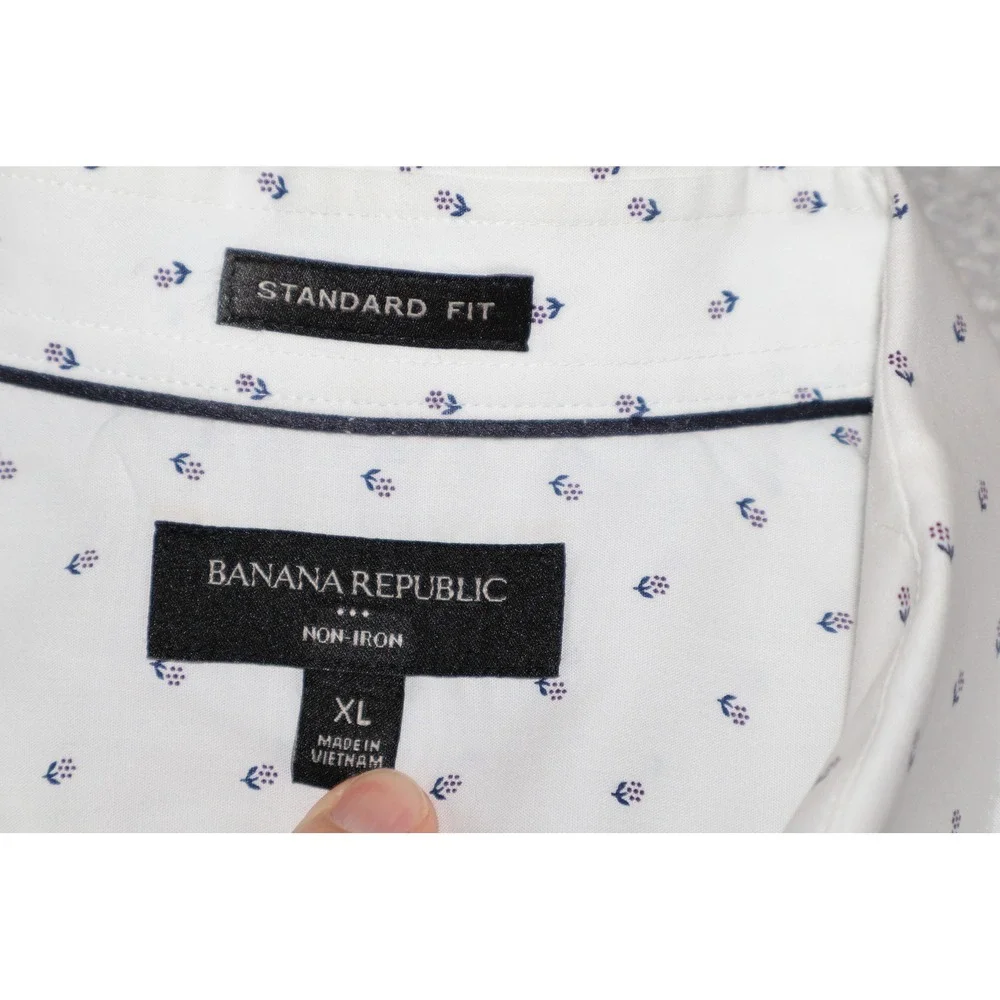 Banana Republic Dress Shirt Mens XL White Micro Floral Long Sleeve Standard Fit